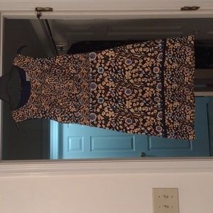 Navy floral sleeveless Maeve dress with pockets